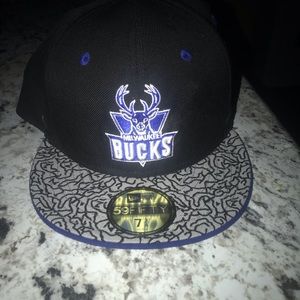 Milwaukee Bucks NBA New Era Hipster hat